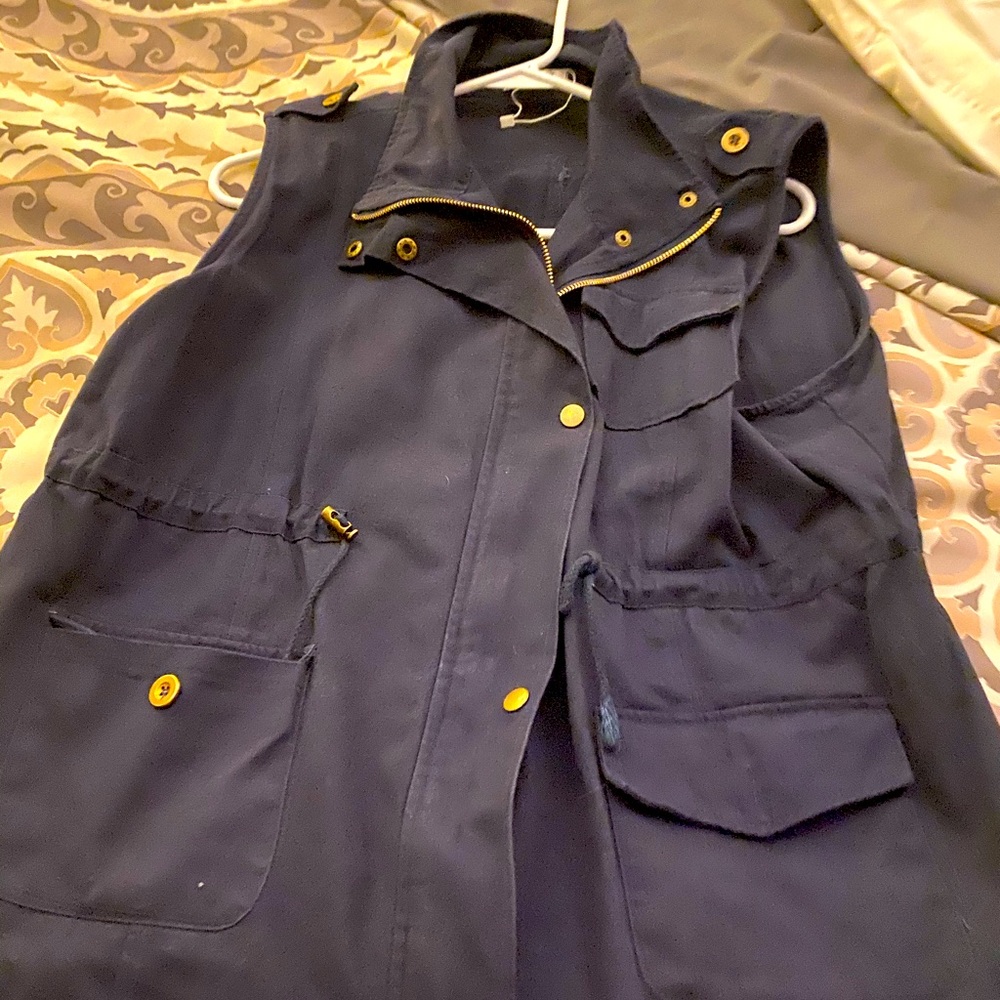 Cargo vest size xl boutique brand